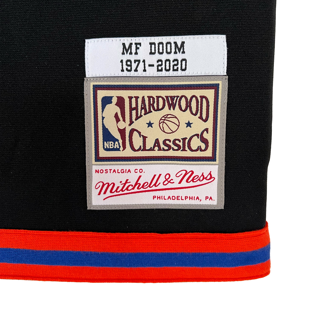 DOOMSDAY 2025: Mitchell & Ness Knicks Shooting Shirt - Black